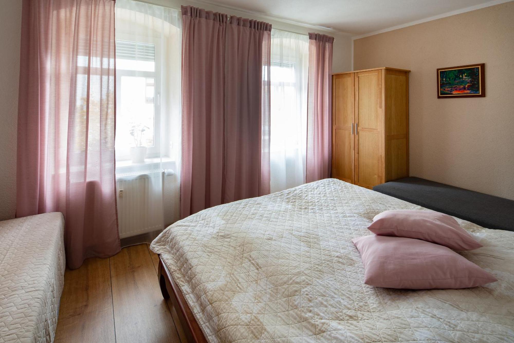 gemütliche Ferienwohnungen im Erzgebrige Sehma Zimmer foto