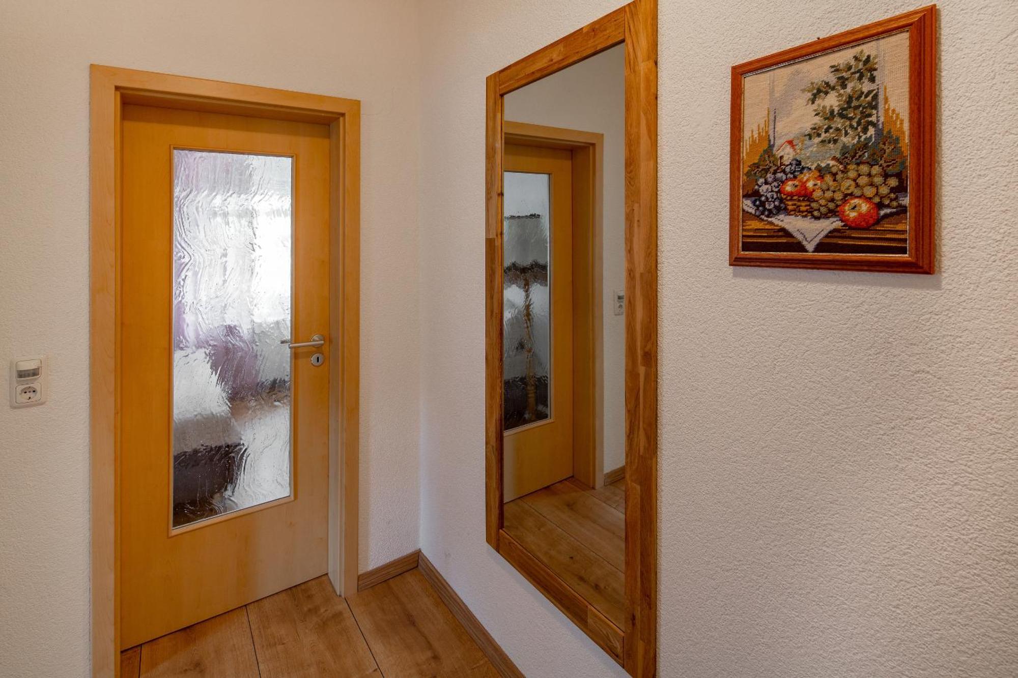 gemütliche Ferienwohnungen im Erzgebrige Sehma Zimmer foto